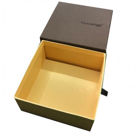 Factory custom cheap white paper box, cheap simple carton, calfskin carton and small white box